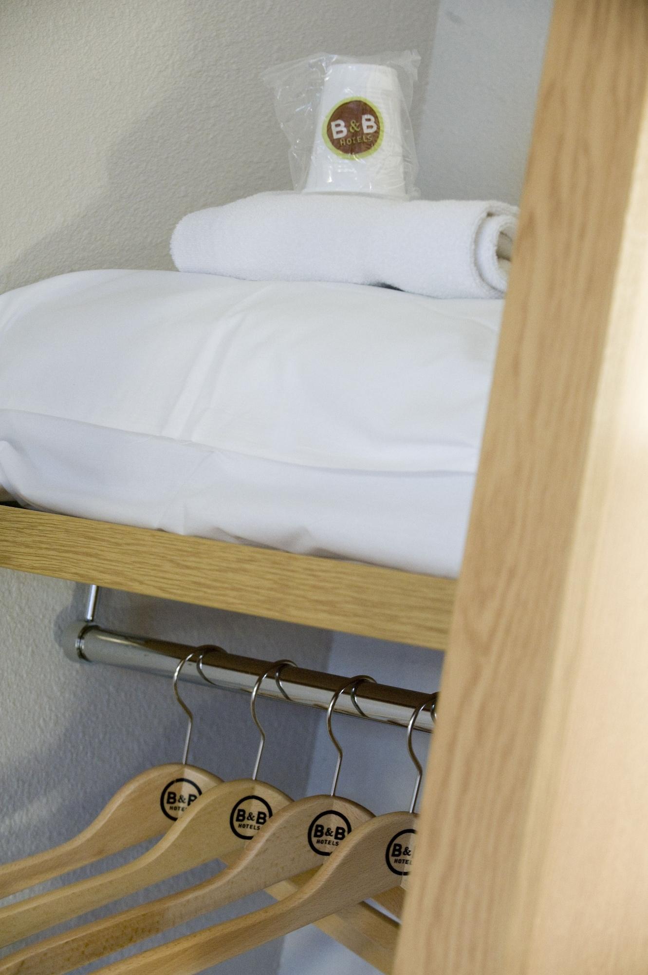 B&B Hotel Marseille Les Ports Екстер'єр фото