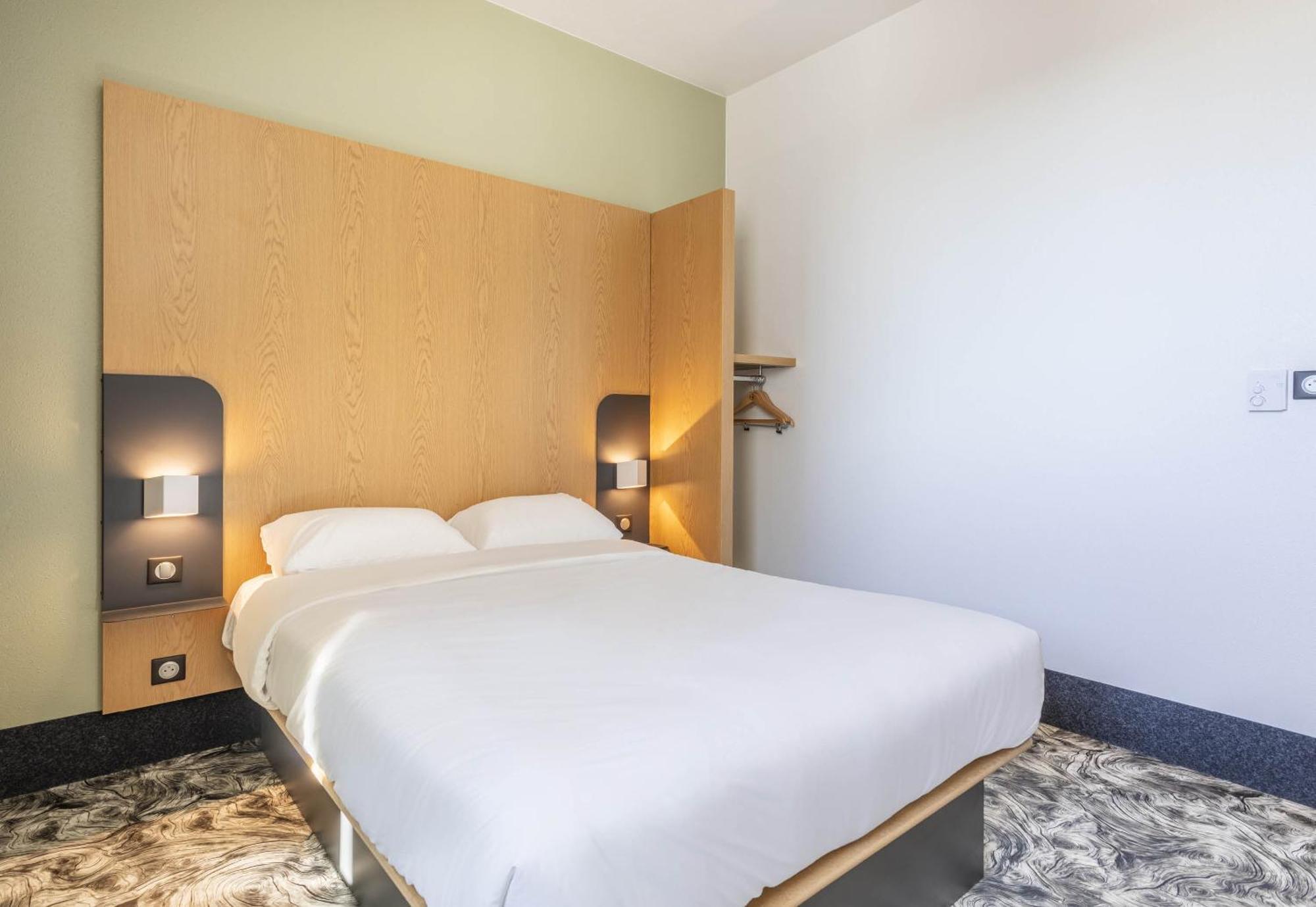 B&B Hotel Marseille Les Ports Екстер'єр фото